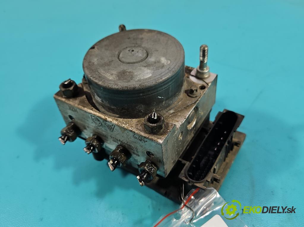 Opel Corsa D 2006-2014 1.4 16V 90 hp manual 66 kW 1364 cm3 3- čerpadlo abs 0265800422 (Pumpa ABS)
