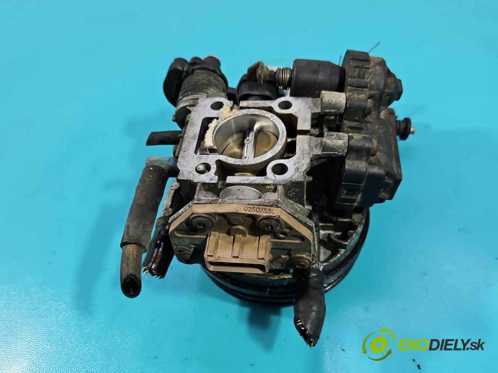 Citroen Saxo 1.0 8v 50KM manual 37 kW 954 cm3 5- vstrekovač 0438201530 (Karburátor)