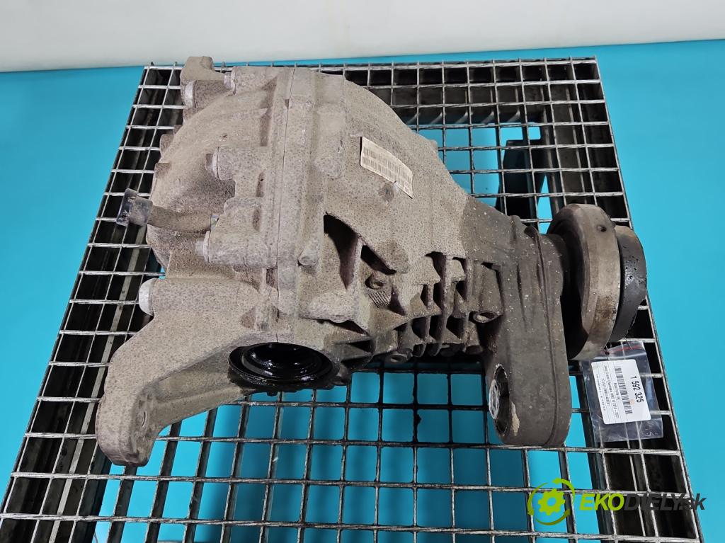 Jeep Grand Cherokee WK2 IV 2010-2021 3.0 CRD 250 HP automatic 184 kW 2987 cm3 5- Most: zadní: P68184737AB