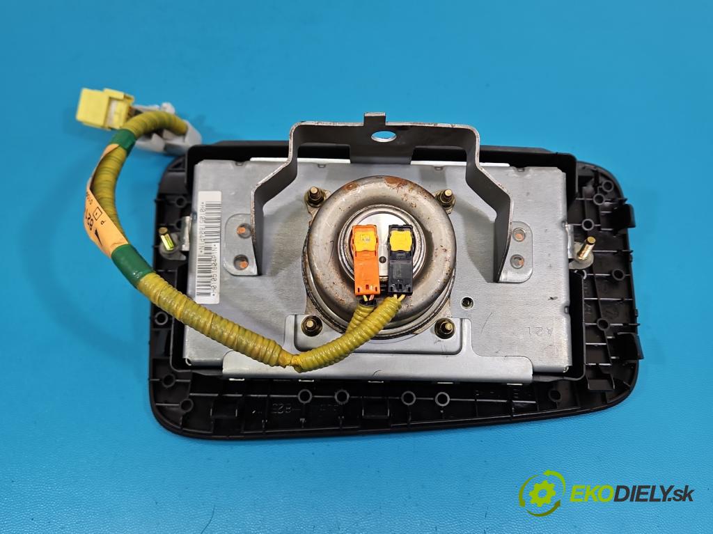 Toyota Rav4 II 2000-2005 2.0 D4D 1CDFTV 116 HP manual 85 kW 1995 cm3 5- airbag vzduch: spolujezdce: H01051804P1N (Airbag)
