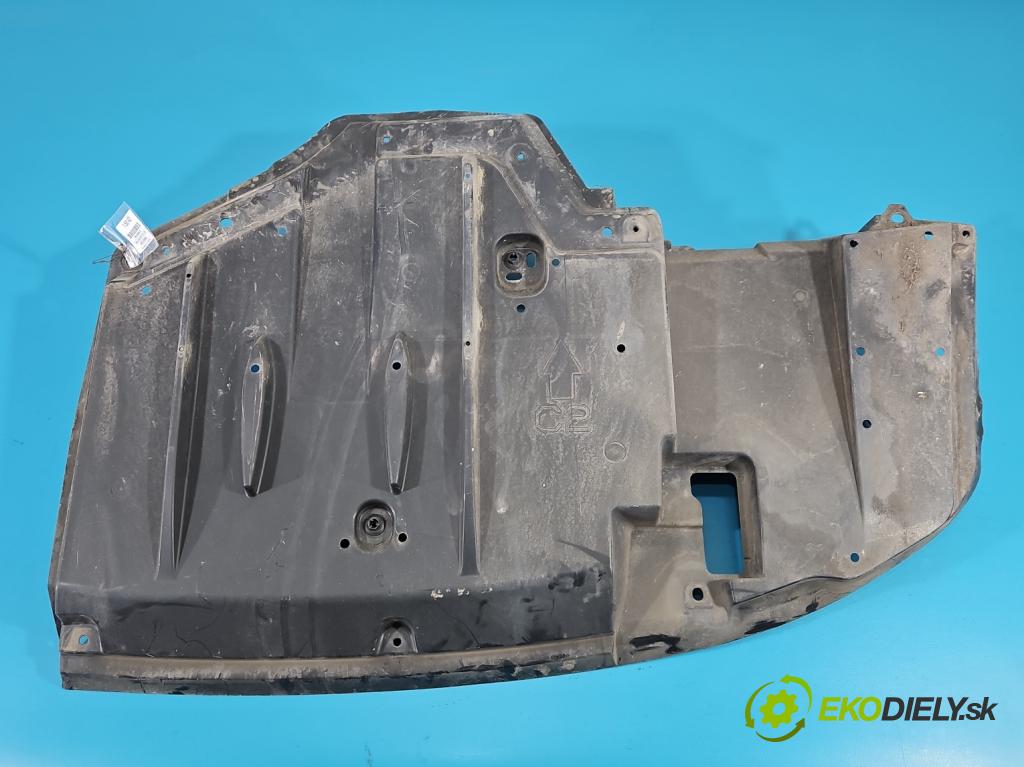 Toyota Corolla E16/E18  2013-2019 1.3 16V 99 hp manual 73 kW 1329 cm3 4- kryt plastová 58399-02060