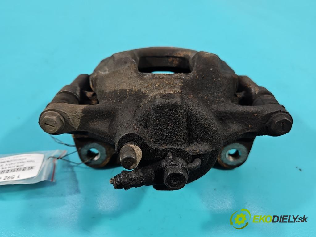 Toyota Corolla E16/E18  2013-2019 1.3 16V 99 HP manual 73 kW 1329 cm3 4- brzdič predné ľavý  (Kľučka dverí ostatné)