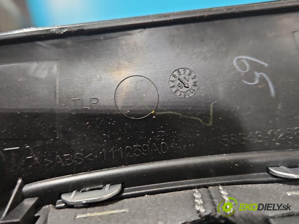 Toyota Corolla E16/E18  2013-2019 1.3 16V 99 hp manual 73 kW 1329 cm3 4- kulisa změny stupňová  (Řadicí páka (kulisa) )