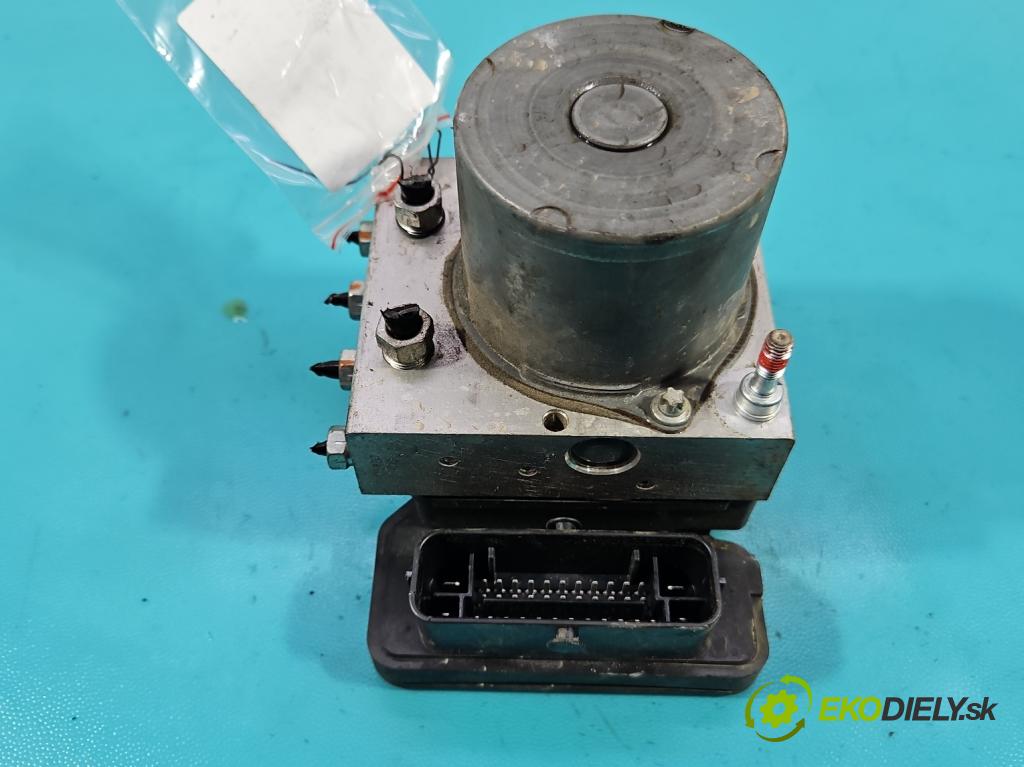 Toyota Corolla E16/E18  2013-2019 1.3 16V 99 hp manual 73 kW 1329 cm3 4- čerpadlo abs 44540-02570 (Pumpa ABS)