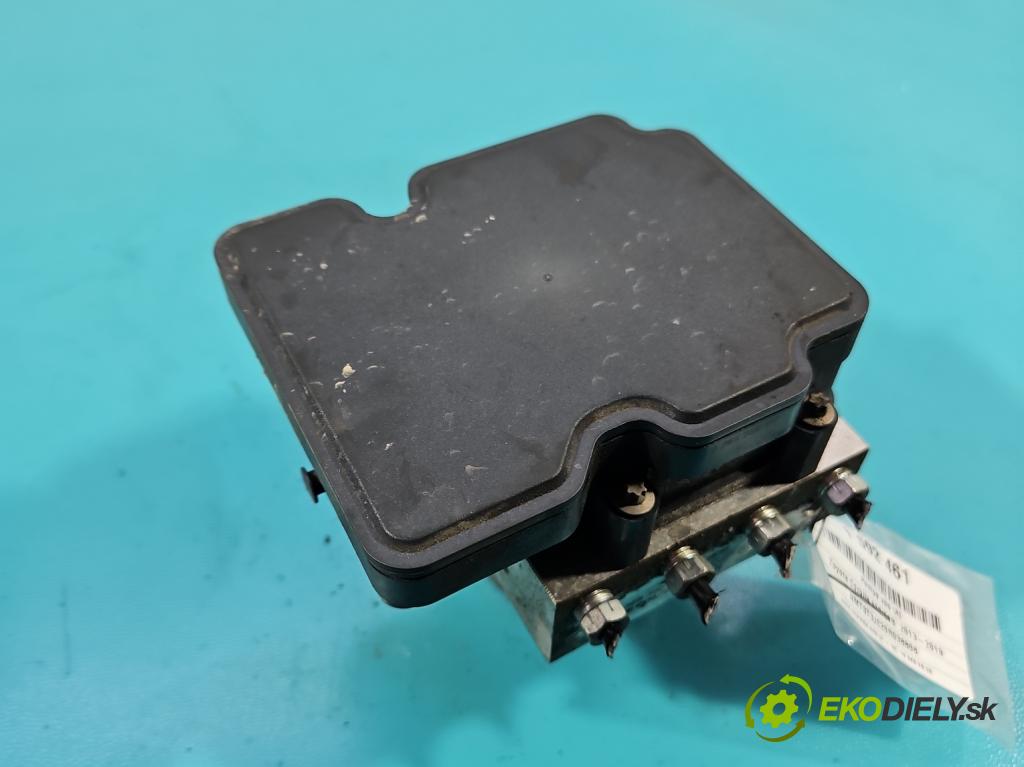 Toyota Corolla E16/E18  2013-2019 1.3 16V 99 hp manual 73 kW 1329 cm3 4- čerpadlo abs 44540-02570 (Pumpa ABS)