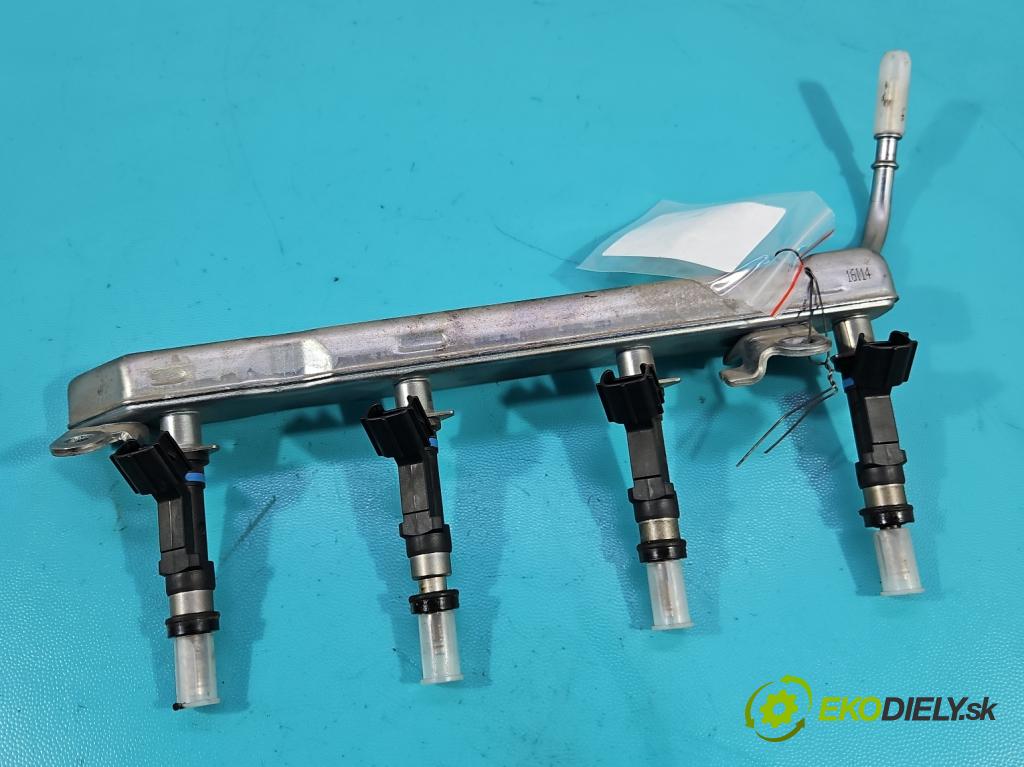 Toyota Corolla E16/E18  2013-2019 1.3 16V 99 HP manual 73 kW 1329 cm3 4- vstrek benzín 0280158213