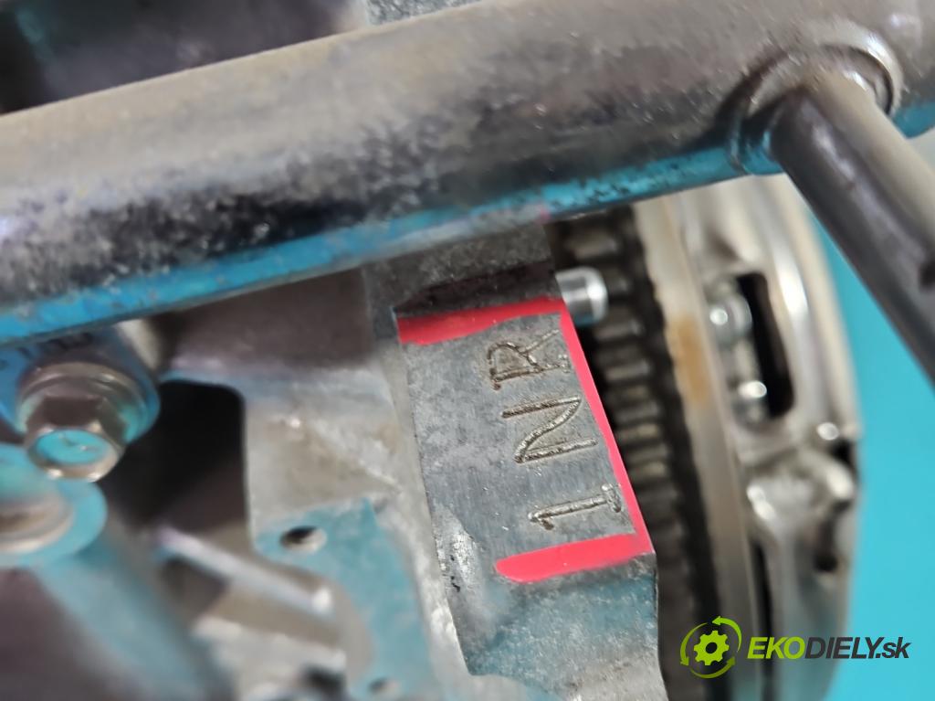 Toyota Corolla E16/E18  2013-2019 1.3 16V 99 hp manual 73 kW 1329 cm3 4- motor benzín 1NR