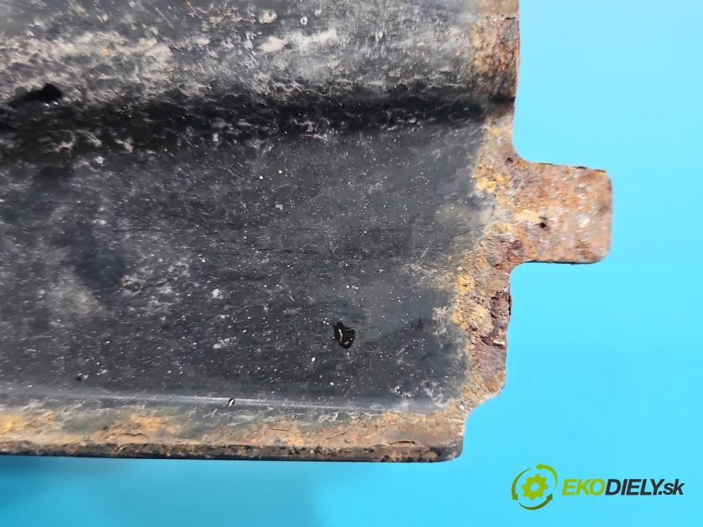 Renault Talisman 2015-2022 1.6 dci 160 HP automatic 118 kW 1598 cm3 4- výstuha nárazník predné