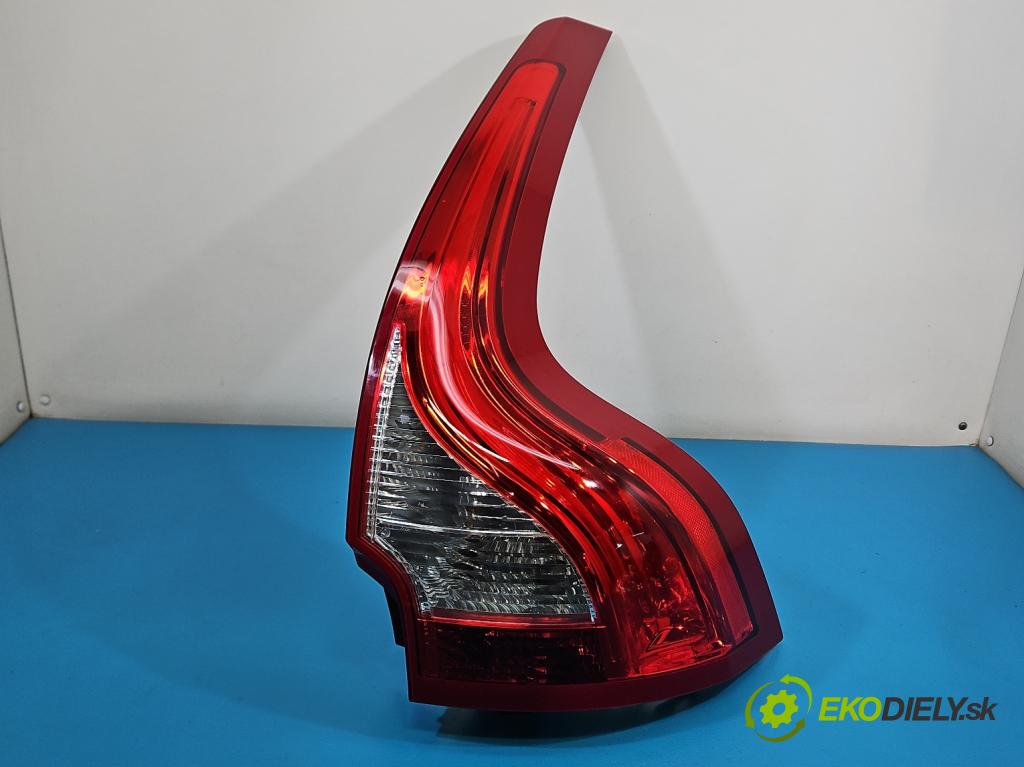 Volvo XC60 I 2008-2017 2.0d 163 HP manual 120 kW 1984 cm3 5- svetlo / reflektor zadné pravé L90007893 (Kľučka dverí ostatné)