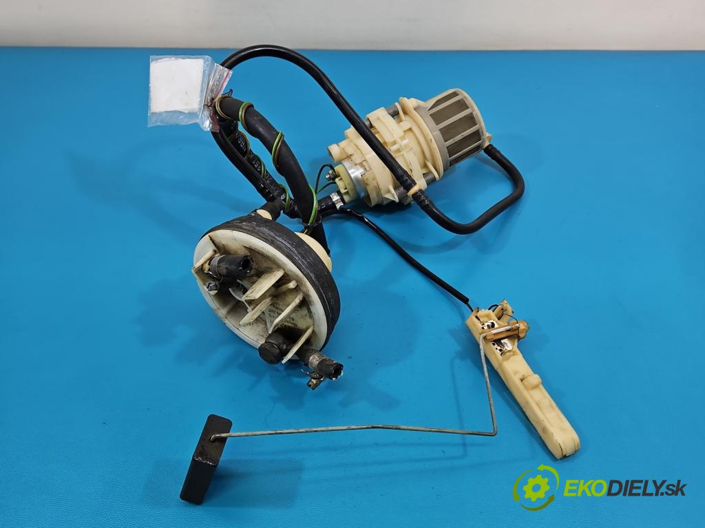 Audi 80 B4 1991-1994 2.0 8V 90 HP manual 66 kW 1984 cm3 4- čerpadlo palivo 