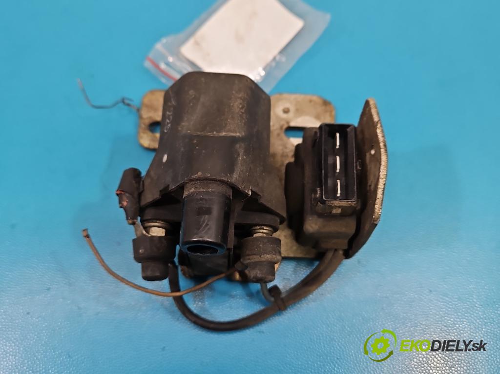 Audi 80 B4 1991-1994 2.0 8V 90 HP manual 66 kW 1984 cm3 4- cievka zapaľovacia  (Zapaľovacia cievka)