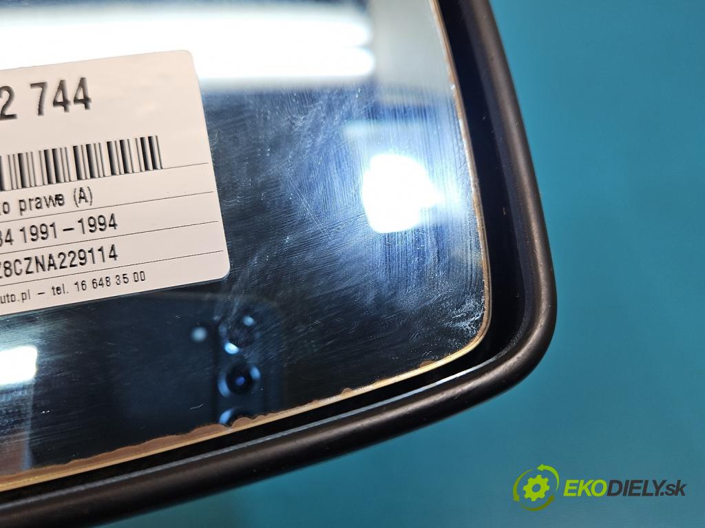 Audi 80 B4 1991-1994 2.0 8V 90 hp manual 66 kW 1984 cm3 4- zpětné zrcátko pravé  (Klika dveří ostatní)