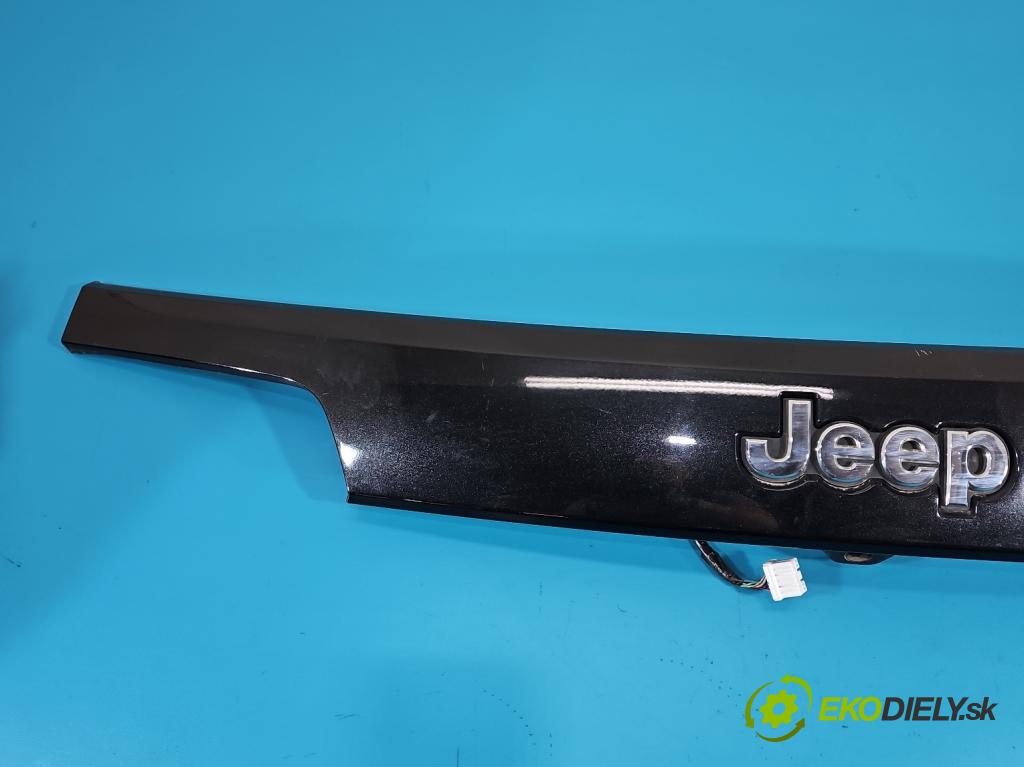 Jeep Grand Cherokee WK2 IV 2010-2021 3.0 CRD 250 HP automatic 184 kW 2987 cm3 5- zaslepka: zadné 1WD55TRMAD