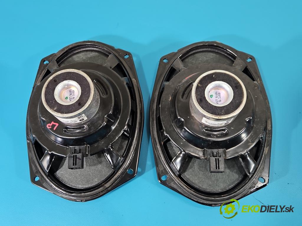 Jeep Grand Cherokee WK2 IV 2010-2021 3.0 CRD 250 HP automatic 184 kW 2987 cm3 5- reproduktory komplet 68043032AC
