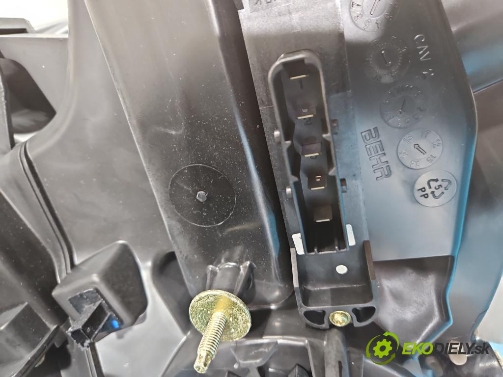 Jeep Grand Cherokee WK2 IV 2010-2021 3.0 CRD 250 HP automatic 184 kW 2987 cm3 5- radiator P68110179AI (Radiátor kúrenia)