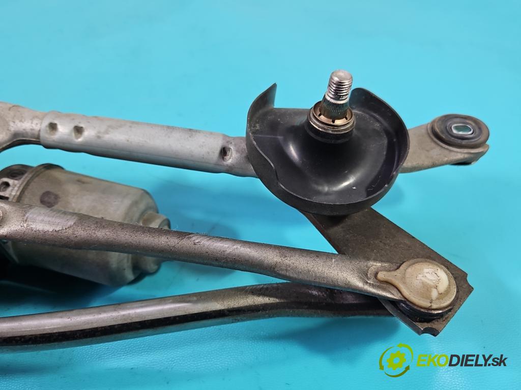 Toyota Corolla E16/E18  2013-2019 1.3 16V 99 HP manual 73 kW 1329 cm3 4- motor stieračov predné 85110-02340