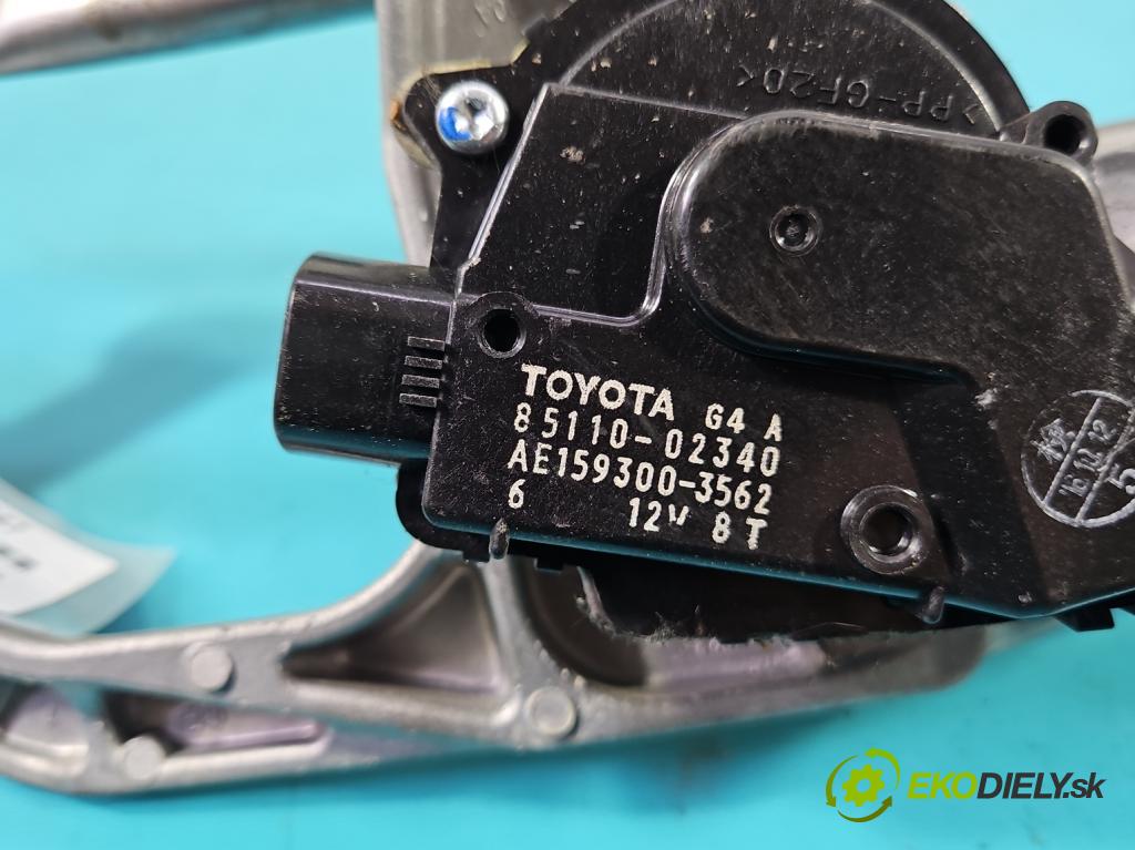 Toyota Corolla E16/E18  2013-2019 1.3 16V 99 HP manual 73 kW 1329 cm3 4- motor stieračov predné 85110-02340