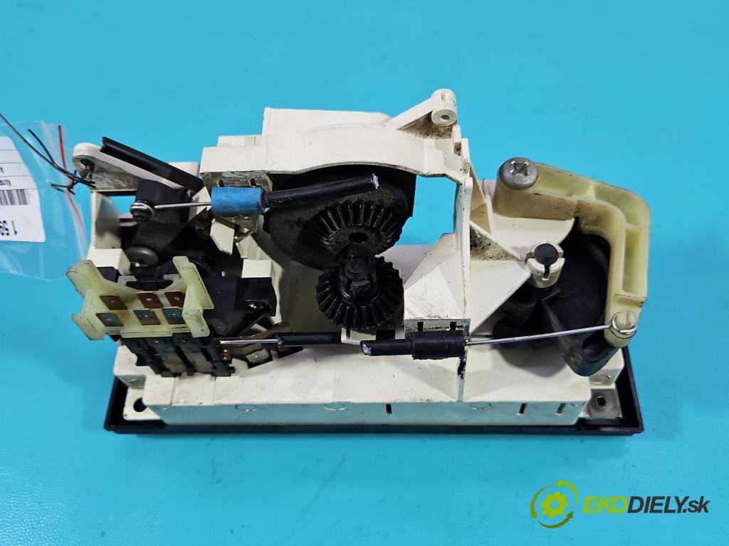 Audi 80 B4 1991-1994 2.0 8V 90 HP manual 66 kW 1984 cm3 4- panel kúrenia