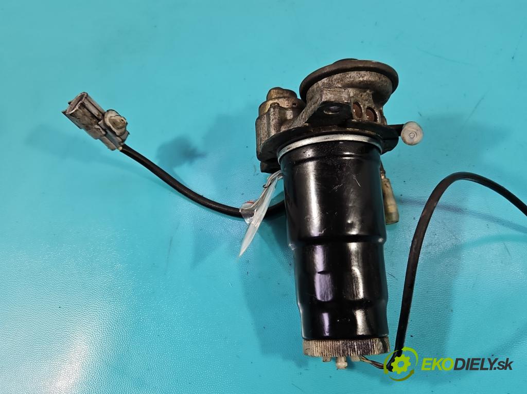 Toyota Rav4 II 2000-2005 2.0 D4D 1CDFTV 116 hp manual 85 kW 1995 cm3 5- obal filtra paliva 1457434440