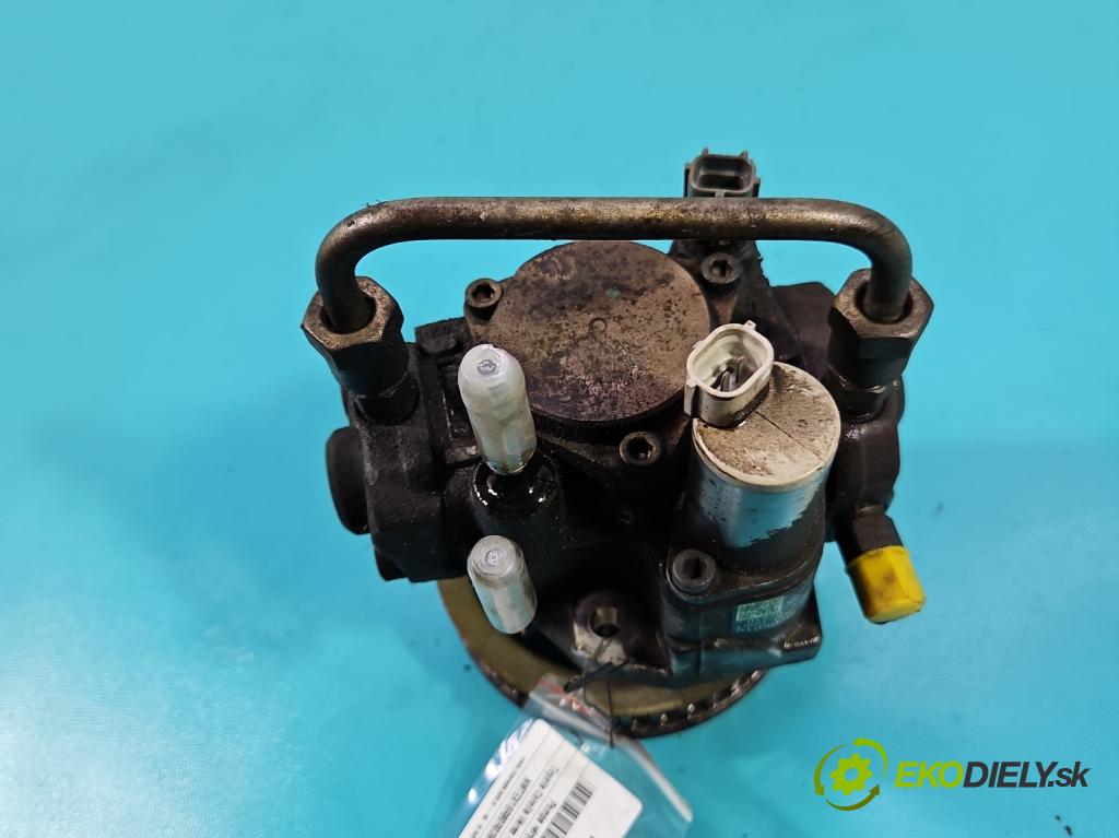 Toyota Corolla Verso II 2004-2009 2.0 D4D 116 HP manual 85 kW 1995 cm3 5- čerpadlo vstrekovacia 22100-0G010 (Vstrekovacie čerpadlo)
