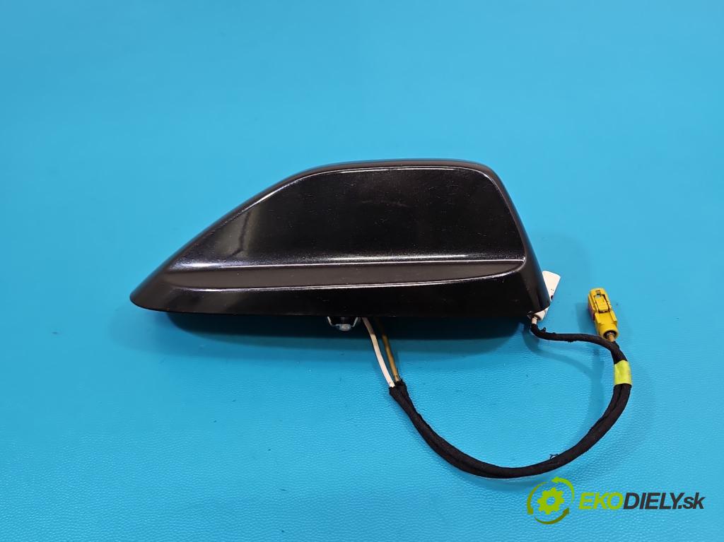 Jeep Grand Cherokee WK2 IV 2010-2021 3.0 CRD 250 hp automatic 184 kW 2987 cm3 5- Antena