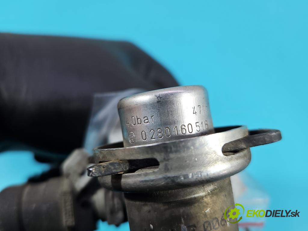 Audi A4 B5 1994-2001 1.6 8V 101 hp manual 74 kW 1595 cm3 4- vstřikovač benzín: 078133551D