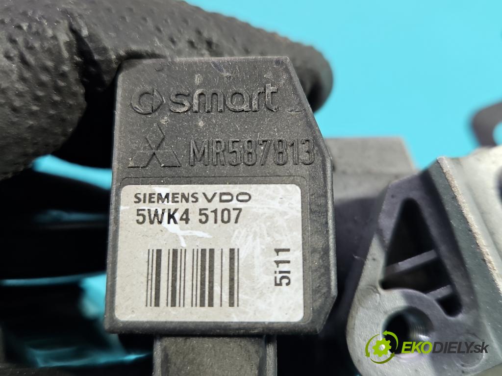 Mitsubishi Colt Z30 VI 2004-2012 1.3 16V 95 HP manual 70 kW 1332 cm3 5- riadiaca jednotka motora A1351505979