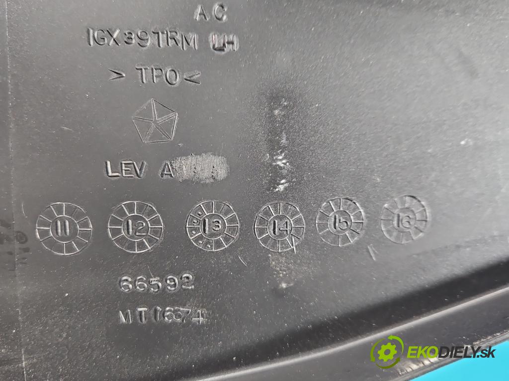 Jeep Grand Cherokee WK2 IV 2010-2021 3.0 CRD 250 HP automatic 184 kW 2987 cm3 5- lišta dvere zadné ľavé