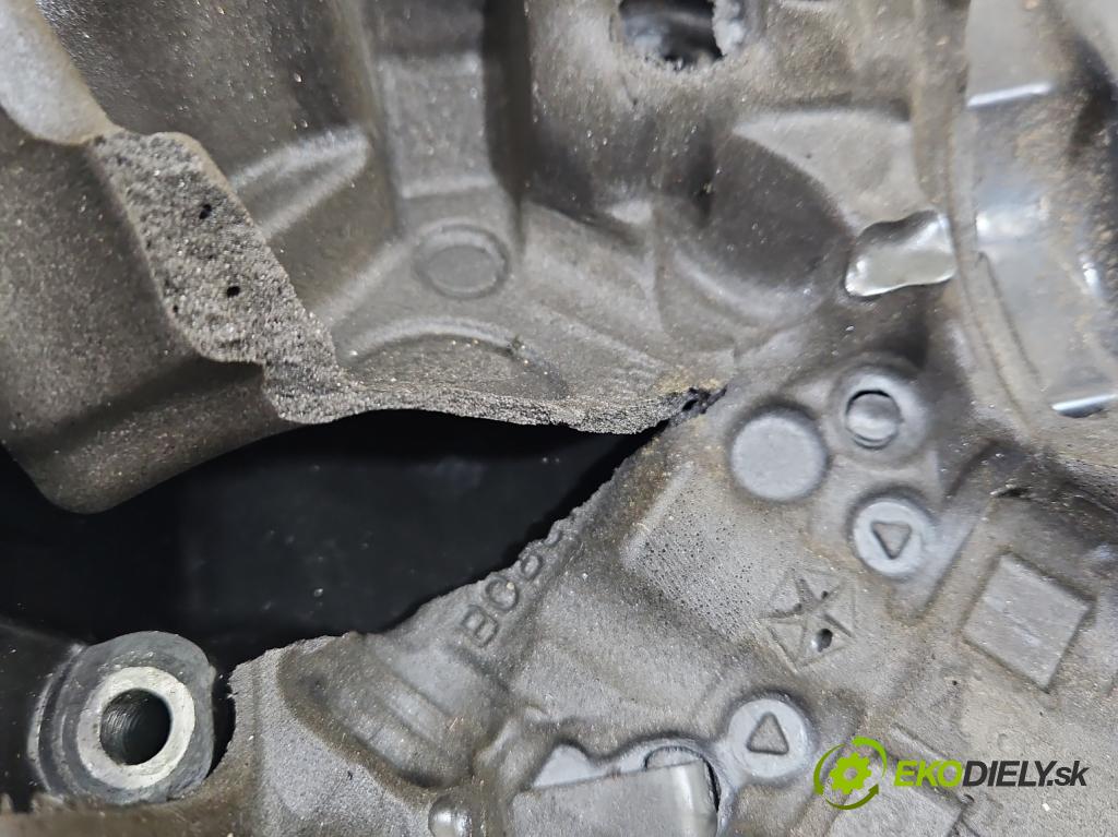 Jeep Grand Cherokee WK2 IV 2010-2021 3.0 CRD 250 HP automatic 184 kW 2987 cm3 5- obal P05158033AC