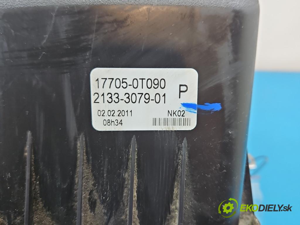 Toyota Corolla E15 2007-2014 1.6 vvti 132  HP manual 97 kW 1598 cm3 4- obal filtra vzduchu 17705-0T090 (Obal vzduchového filtra)
