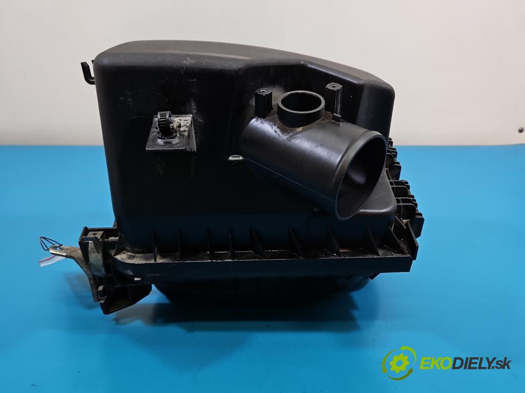 Toyota Corolla E15 2007-2014 1.6 vvti 132  HP manual 97 kW 1598 cm3 4- obal filtra vzduchu 17705-0T090 (Obal vzduchového filtra)