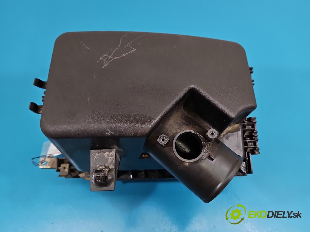 Toyota Corolla E15 2007-2014 1.6 vvti 132  HP manual 97 kW 1598 cm3 4- obal filtra vzduchu 17705-0T090 (Obal vzduchového filtra)