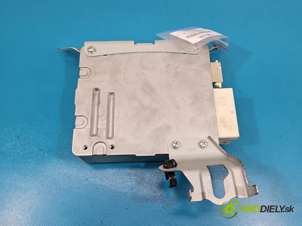 Toyota Corolla E15 2007-2014 1.6 vvti 132  HP manual 97 kW 1598 cm3 4- riadiaca jednotka ostatné 89650-02570