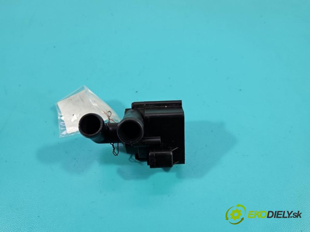 Vw Touran I 2003-2015 1.6 tdi 105 hp manual 77 kW 1599 cm3 5- čerpadlo oběh: vody 5N0965561