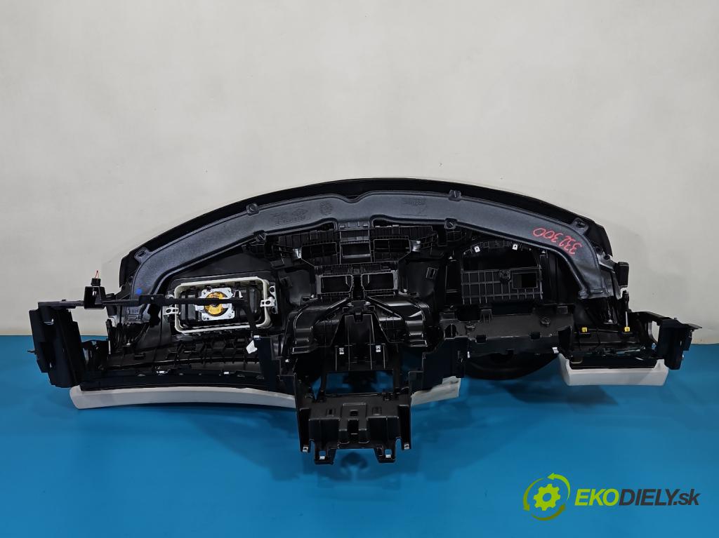 Renault Talisman 2015-2022 1.6 dci 160 HP automatic 118 kW 1598 cm3 4- kokpit,pristrojová doska rozdeľovacia