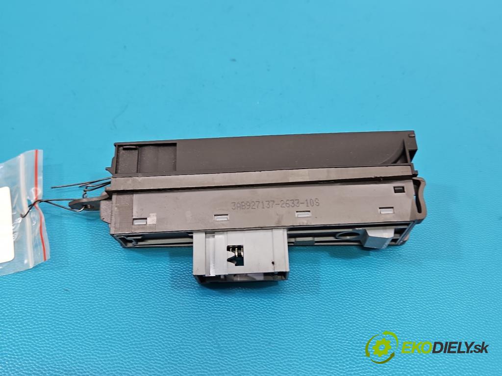 Vw Passat B7 2010-2014 1.6 tdi 105 HP manual 77 kW 1598 cm3 5- prepínač brzda: ručný 3AB927137 (Prepínacie páčky pod volantom)