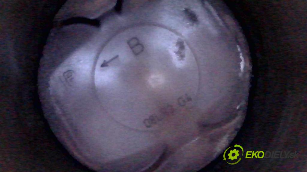 Toyota Corolla E15 2007-2014 1.6 vvti 132 hp manual 97 kW 1598 cm3 4- motor benzín 1ZR
