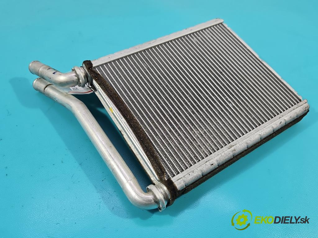 Toyota Corolla E15 2007-2014 1.6 vvti 132  HP manual 97 kW 1598 cm3 4- radiator FN03311B (Radiátor kúrenia)