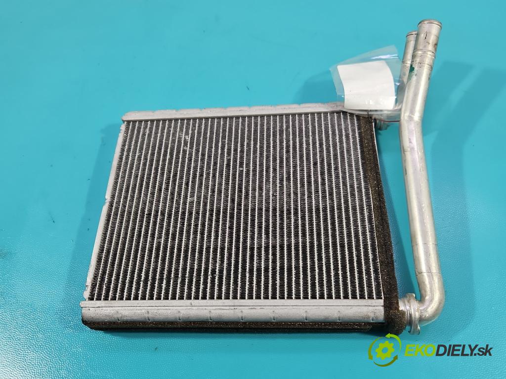 Toyota Corolla E15 2007-2014 1.6 vvti 132  HP manual 97 kW 1598 cm3 4- radiator FN03311B (Radiátor kúrenia)