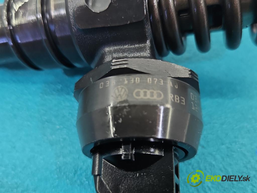 Audi A4 B6 2000-2004 1.9 tdi 101 HP manual 74 kW 1896 cm3 5- vstrekovacie čerpadlo 0414720037 (Vstrekovač paliva)
