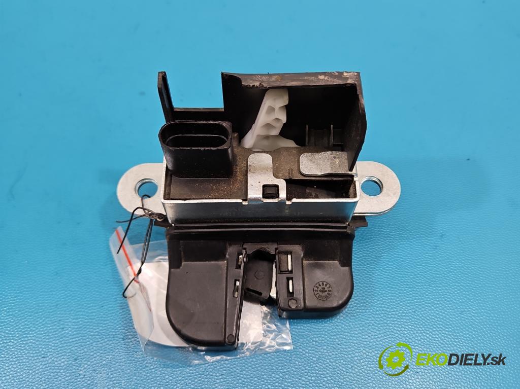Vw Touran I 2003-2015 2.0 tdi 136 HP manual 100 kW 1968 cm3 5- zámok kufrové dvere zadné 6010-01-038423P