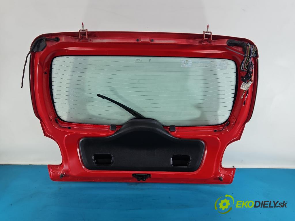 Peugeot 206 1.1 8V 60 HP manual 44 kW 1124 cm3 3- zadna kufor  (Kapota zadná (kufor))