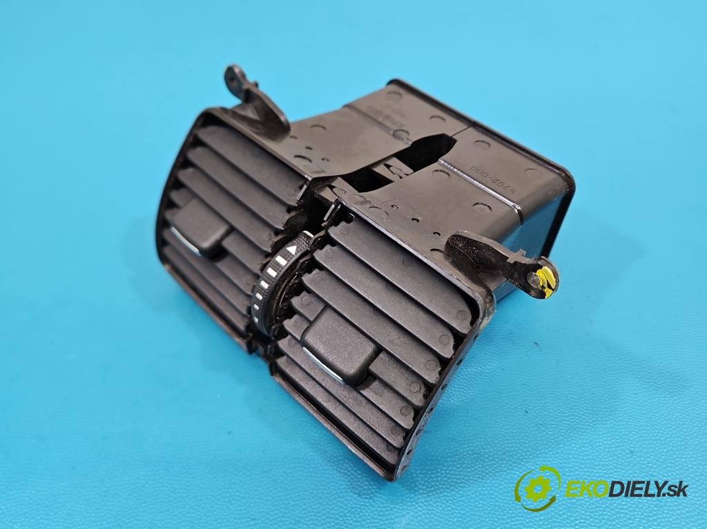 Vw Passat B7 2010-2014 1.6 tdi 105 hp manual 77 kW 1598 cm3 5- Mřížka: topení 3C0819203