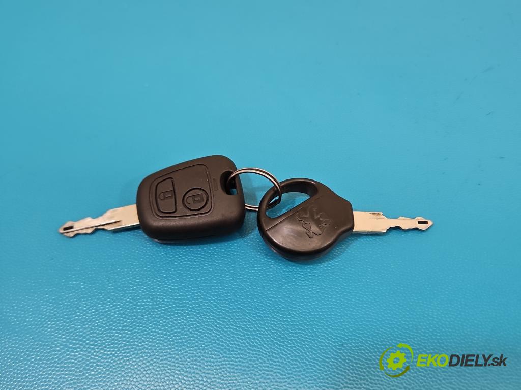 Peugeot 206 1.1 8V 60 HP manual 44 kW 1124 cm3 3- riadiaca jednotka motora IAW 48P2.76