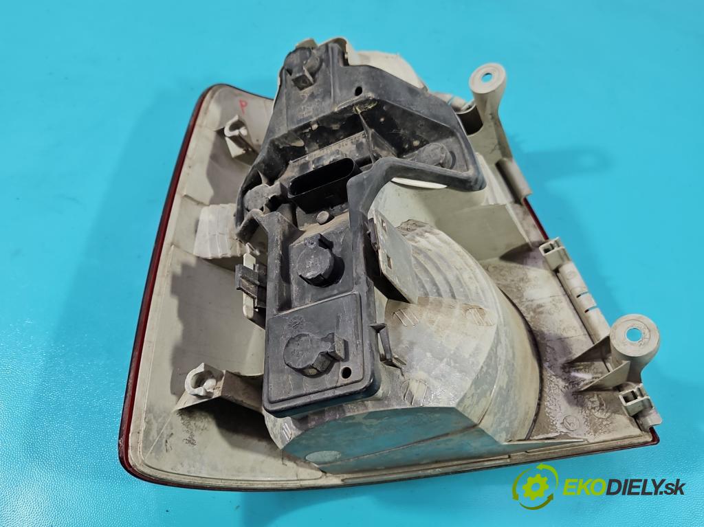 Vw Touran I 2003-2015 2.0 tdi 136 HP manual 100 kW 1968 cm3 5- svetlo / reflektor zadné pravé 1T0945096G (Kľučka dverí ostatné)