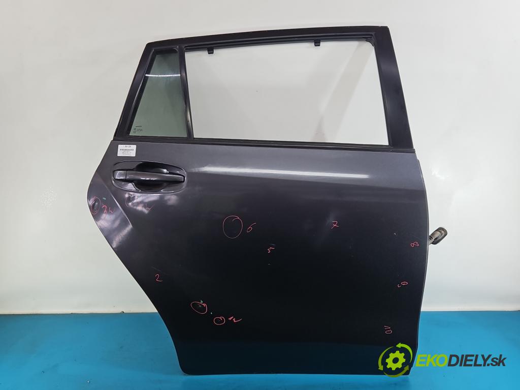 Toyota Verso 2009-2018 2.2 d4d 2AD 150 HP automatic 110 kW 2231 cm3 5- dvere zadné pravé  (Kľučka dverí ostatné)