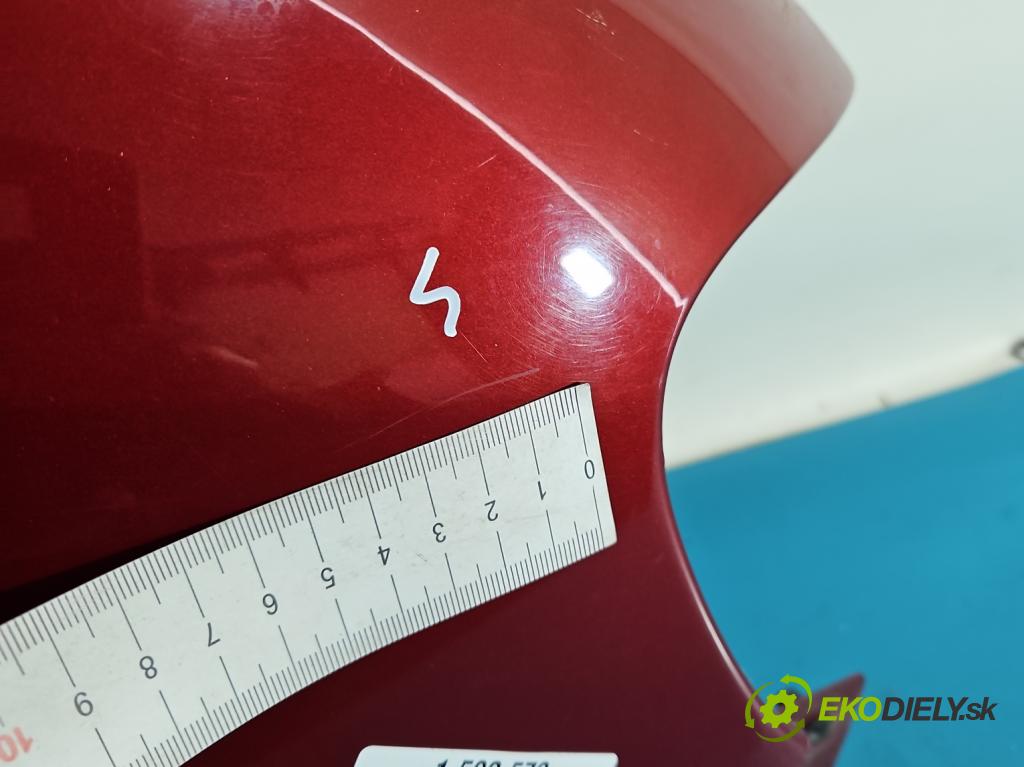 Vw Touran I 2003-2015 2.0 tdi 136 HP manual 100 kW 1968 cm3 5- blatník predné pravý  (Kľučka dverí ostatné)