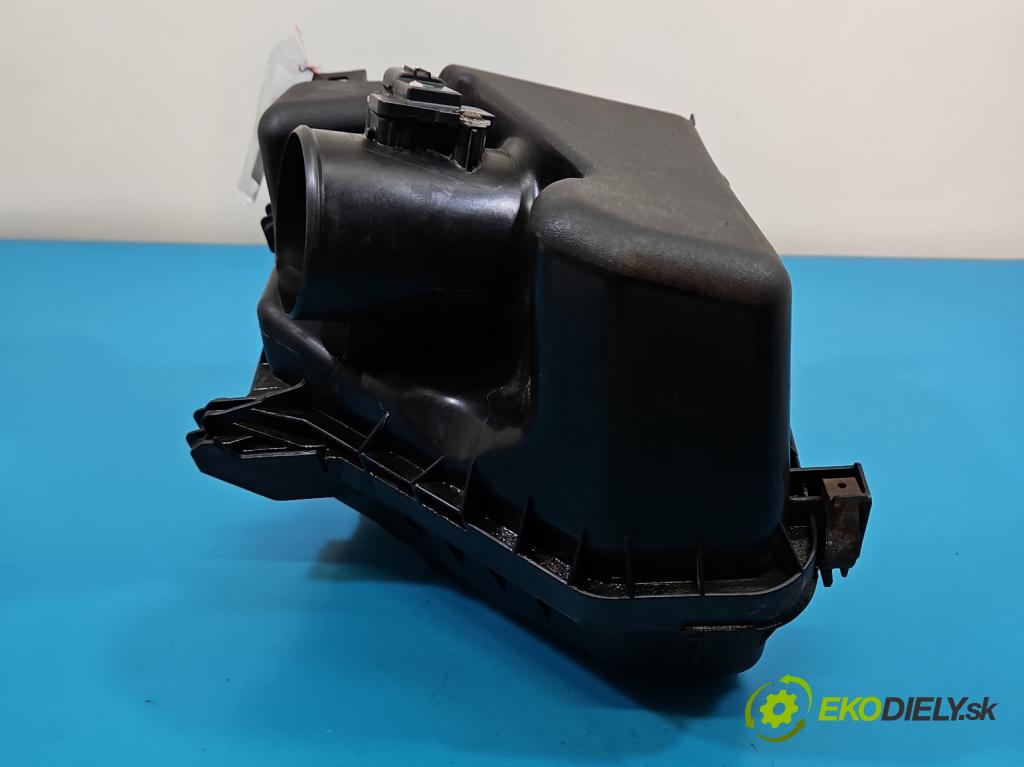 Toyota Verso 2009-2018 2.2 d4d 2AD 150 hp automatic 110 kW 2231 cm3 5- obal filtra vzduchu 22204-26010 (Kryt vzduchového filtru)