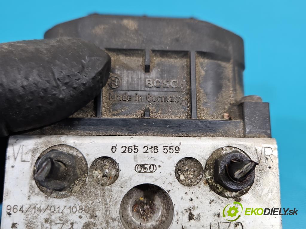 Audi A4 B5 1994-2001 1.6 8V 101 hp manual 74 kW 1595 cm3 4- čerpadlo abs 0273004281 (Pumpa ABS)