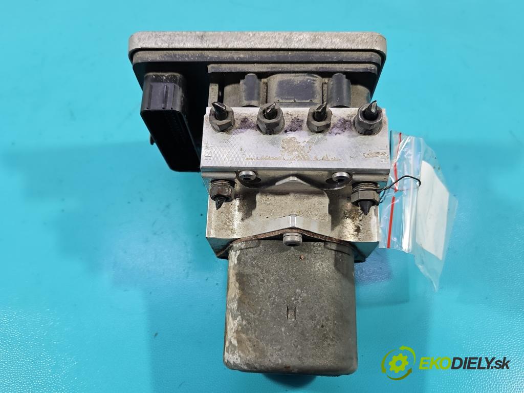 Bmw 5 G30 2017-2024 2.0d 190 HP automatic 140 kW 1995 cm3 5- čerpadlo abs 6889216 (Pumpa ABS)